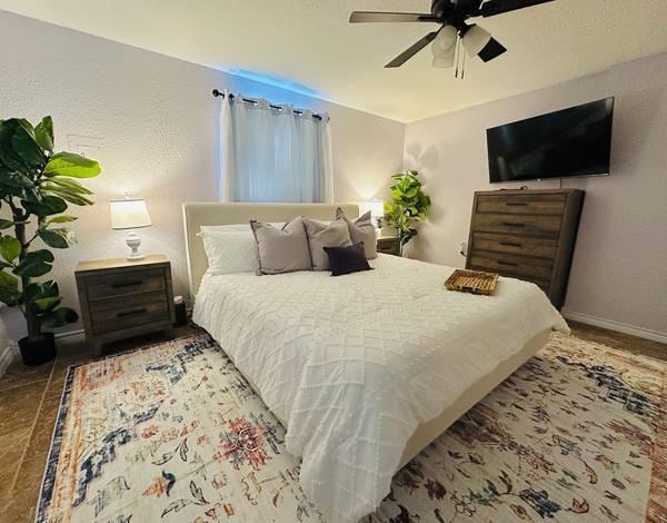 Bedroom 1: king bed and smart TV